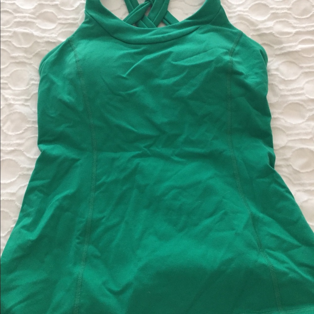 Lululemon top